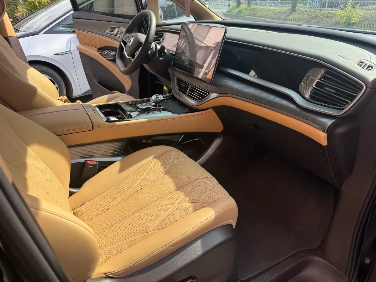 2025 Denza D9 1.5T 156HP L4 E-CVT PHEV 40KWH,autocango,china used car exporter,china ev exporter,chinese used car exporter,chinese used ev exporter