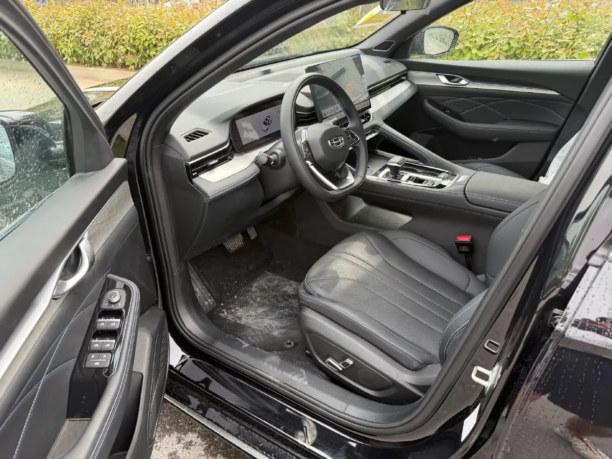 2026 Geely Preface 1.5T 181HP L4 7DCT,autocango,china used car exporter,china ev exporter,chinese used car exporter,chinese used ev exporter