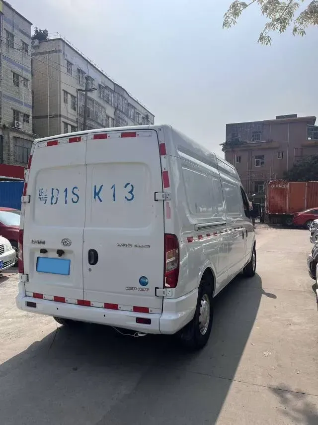 2021 MAXUS XinTu V80 2.0T 139HP L4 6MT,autocango,china used car exporter,china ev exporter,chinese used car exporter,chinese used ev exporter