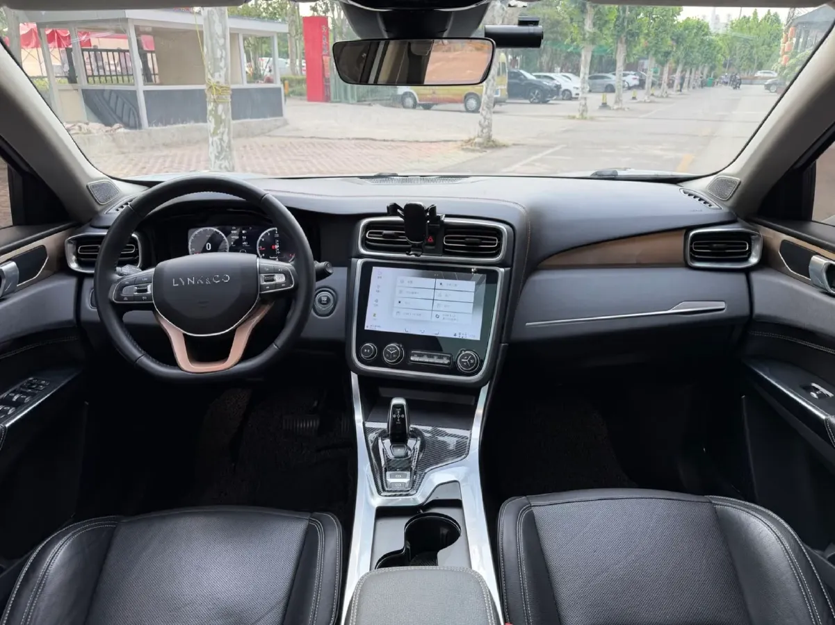 2018 Foton Tunland 2.0T 218HP L4 6AT,autocango,china used car exporter,china ev exporter,chinese used car exporter,chinese used ev exporter