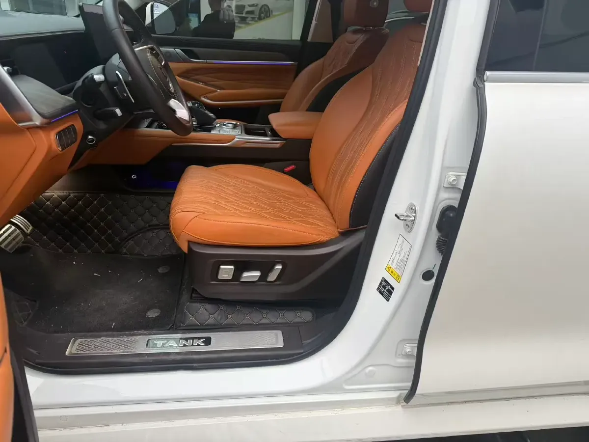 2023 Tank 500 2.0T 252HP L4 9AT PHEV 37.1KWH,autocango,china used car exporter,china ev exporter,chinese used car exporter,chinese used ev exporter