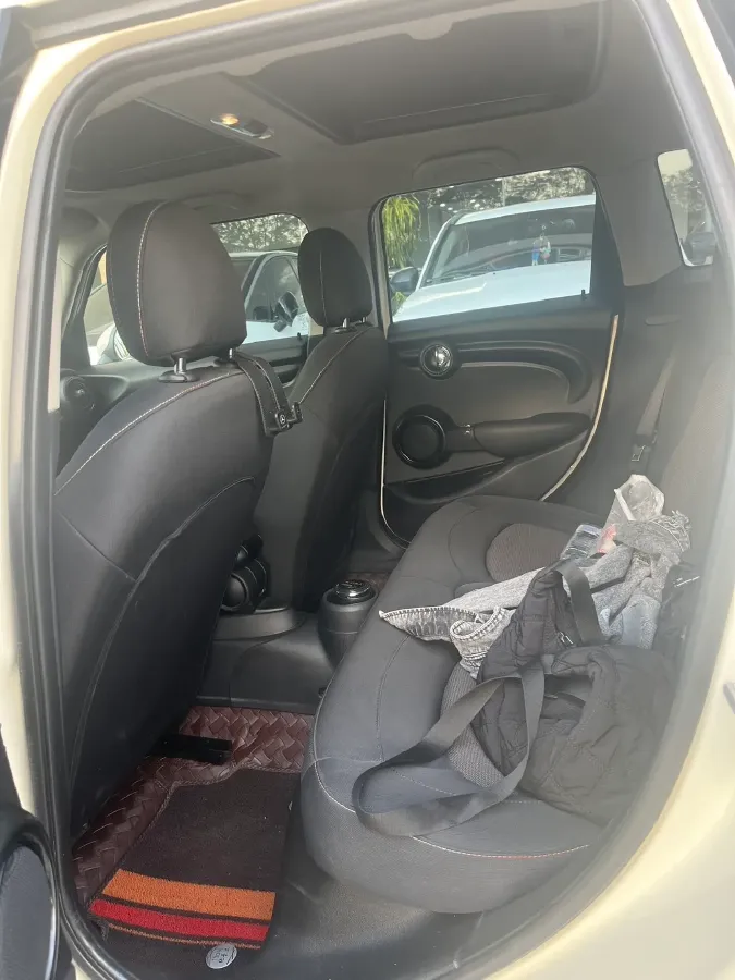 2019 MINI MINI 1.5T 102HP L3 7DCT,autocango,china used car exporter,china ev exporter,chinese used car exporter,chinese used ev exporter