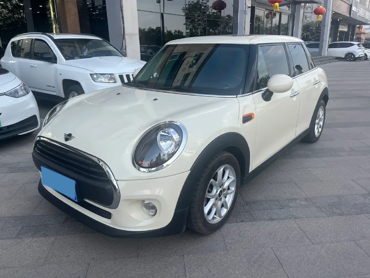 2019 MINI MINI 1.5T 102HP L3 7DCT,autocango,china used car exporter,china ev exporter,chinese used car exporter,chinese used ev exporter