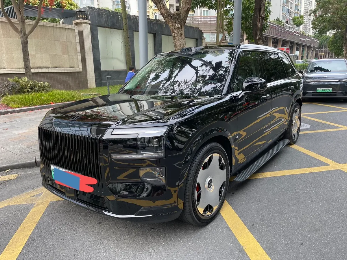 2025 Zeekr 9X 2.0T 279HP L4 1DHT PHEV,autocango,china used car exporter,china ev exporter,chinese used car exporter,chinese used ev exporter