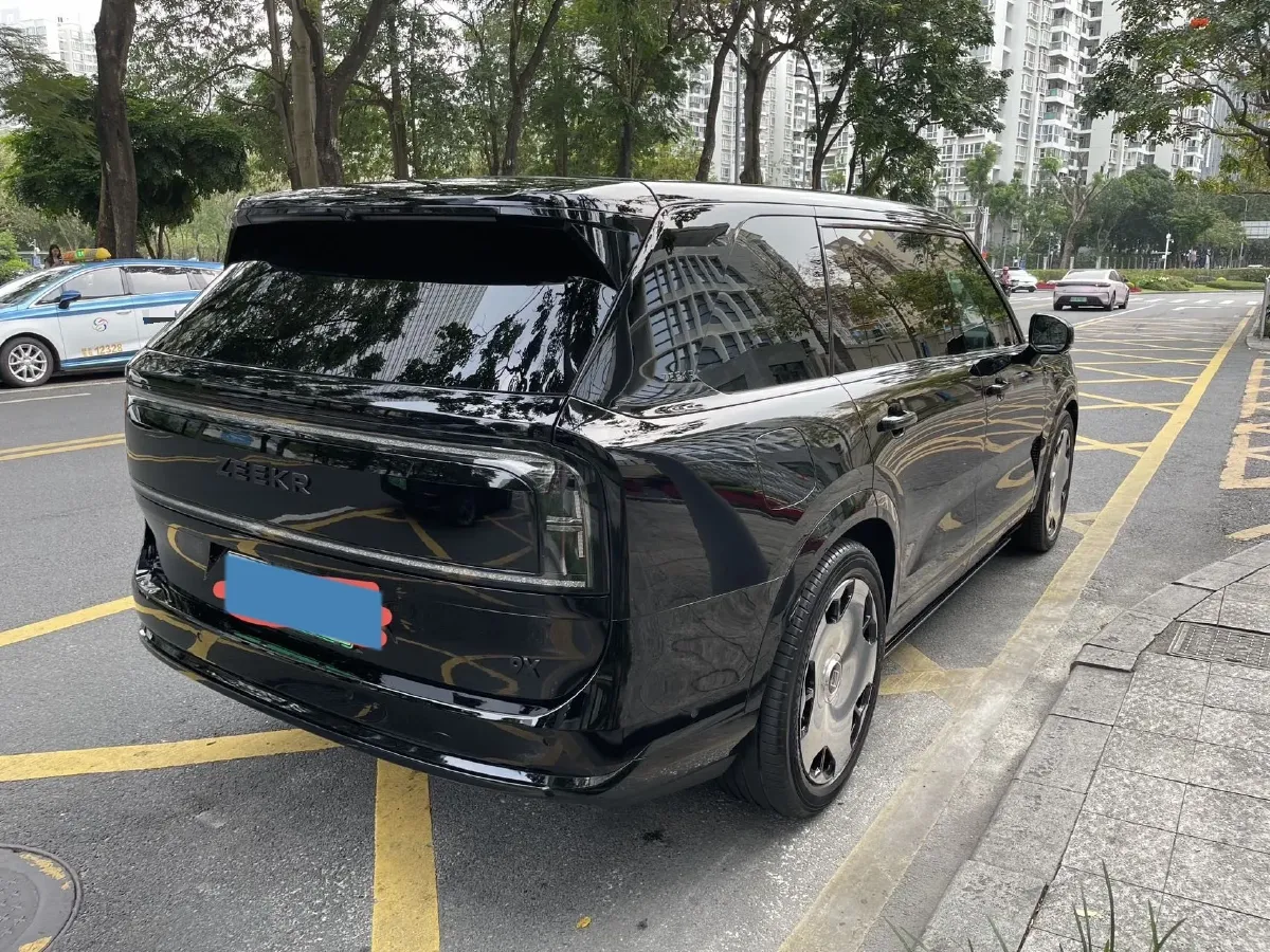 2025 Zeekr 9X 2.0T 279HP L4 1DHT PHEV,autocango,china used car exporter,china ev exporter,chinese used car exporter,chinese used ev exporter
