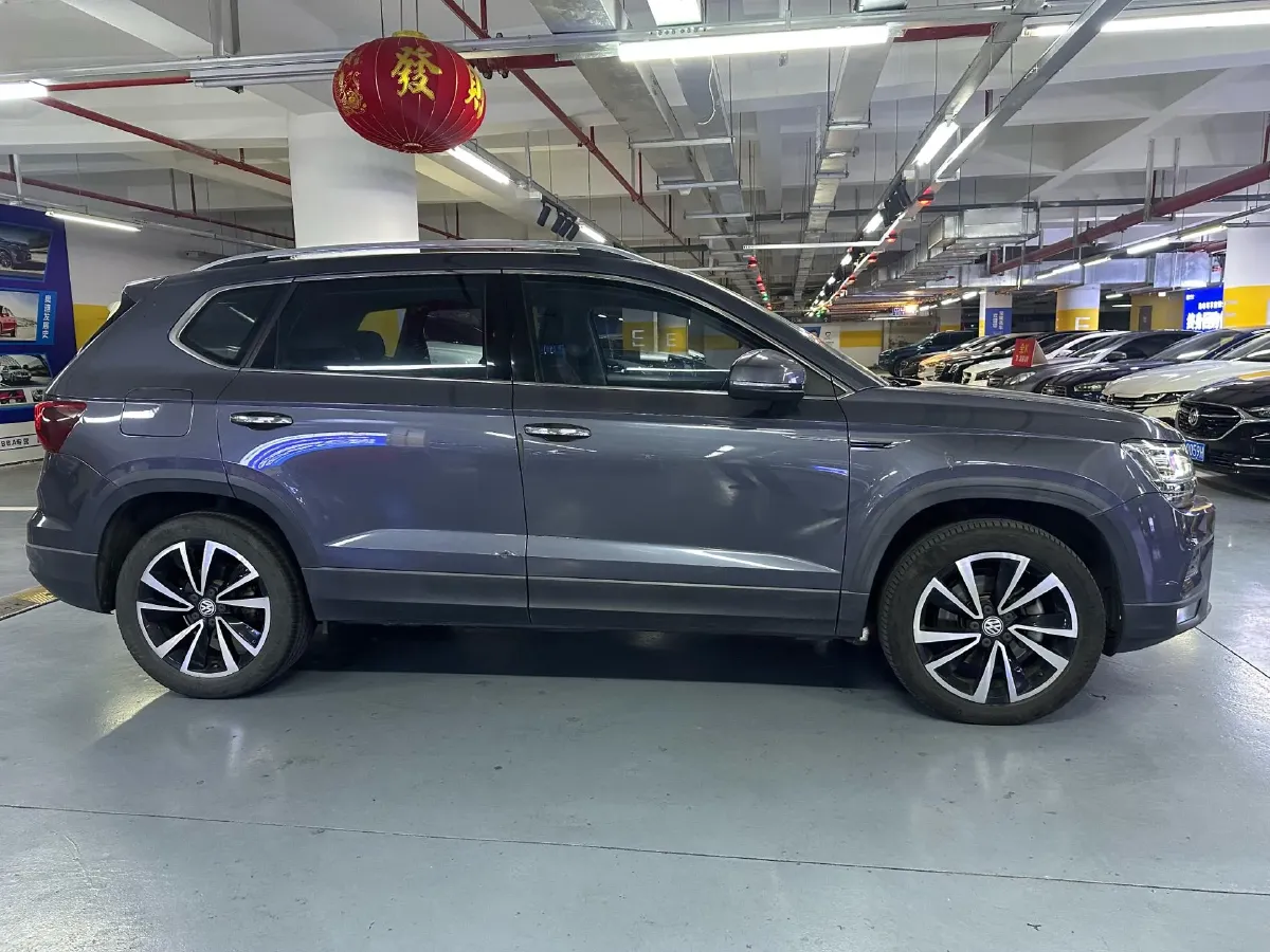2019 MINI MINI 1.5T 102HP L3 7DCT,autocango,china used car exporter,china ev exporter,chinese used car exporter,chinese used ev exporter