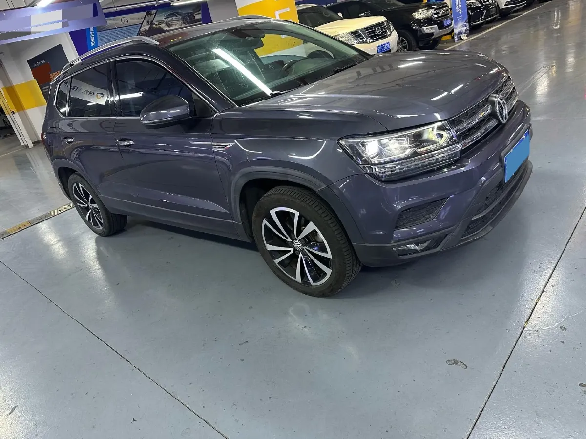 2019 MINI MINI 1.5T 102HP L3 7DCT,autocango,china used car exporter,china ev exporter,chinese used car exporter,chinese used ev exporter