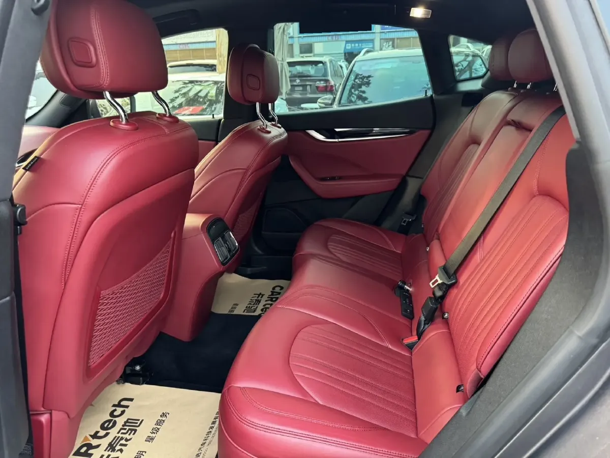 2018 Jaguar XJ 3.0T 340HP V6 8AT,autocango,china used car exporter,china ev exporter,chinese used car exporter,chinese used ev exporter