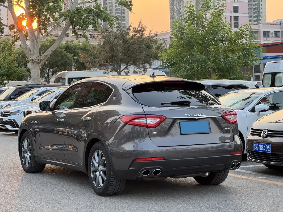 2018 Jaguar XJ 3.0T 340HP V6 8AT,autocango,china used car exporter,china ev exporter,chinese used car exporter,chinese used ev exporter