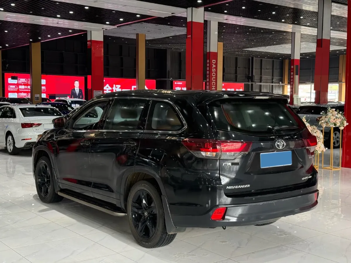2019 HanTeng V7 1.5T 156HP L4 6AT,autocango,china used car exporter,china ev exporter,chinese used car exporter,chinese used ev exporter