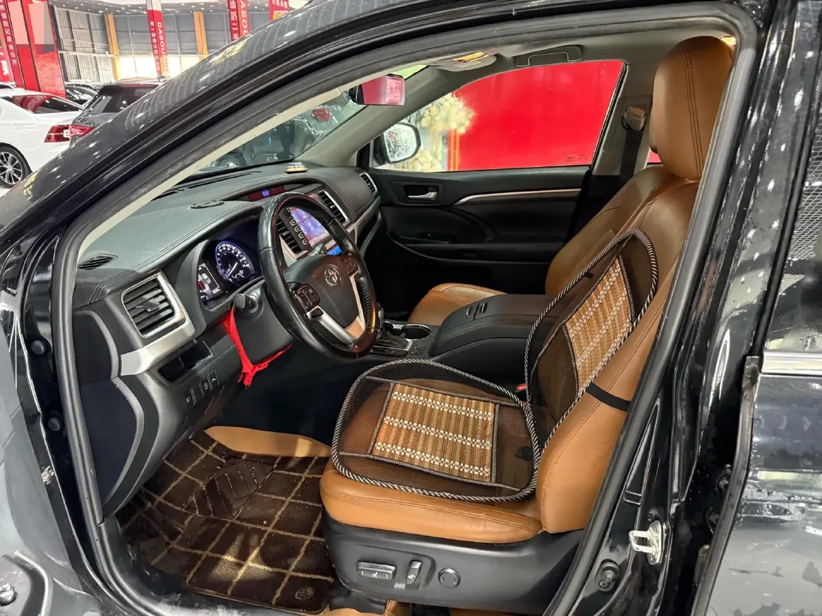 2019 HanTeng V7 1.5T 156HP L4 6AT,autocango,china used car exporter,china ev exporter,chinese used car exporter,chinese used ev exporter