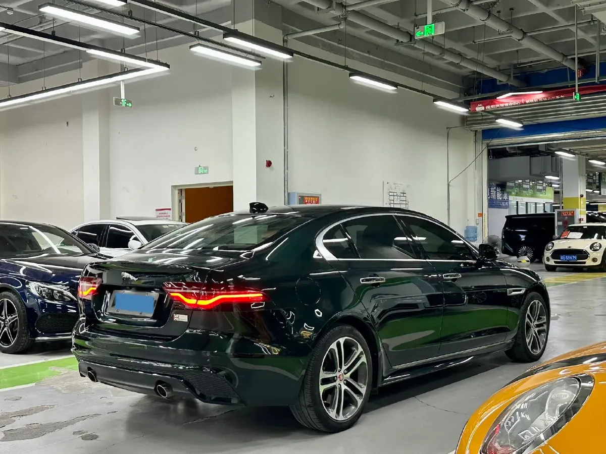 2021 Jaguar XEL 2.0T 250HP L4 8AT,autocango,china used car exporter,china ev exporter,chinese used car exporter,chinese used ev exporter