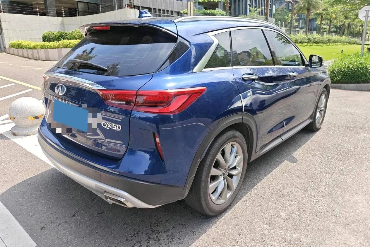 2020 Infiniti QX50 2.0T 261HP L4 CVT,autocango,china used car exporter,china ev exporter,chinese used car exporter,chinese used ev exporter