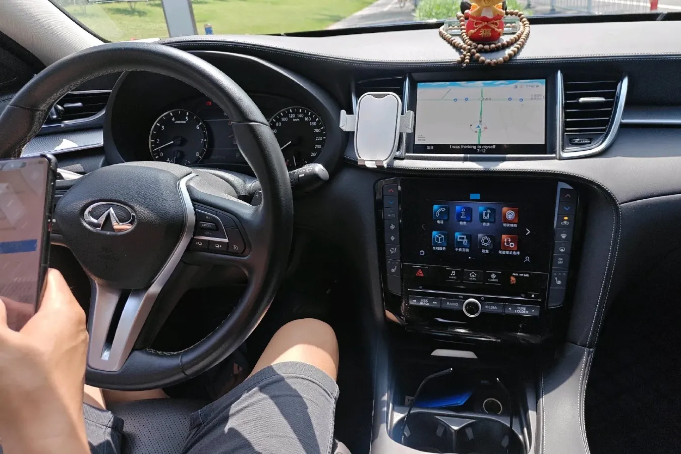 2020 Infiniti QX50 2.0T 261HP L4 CVT,autocango,china used car exporter,china ev exporter,chinese used car exporter,chinese used ev exporter