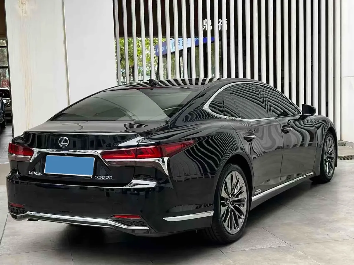 2018 Lexus LS 3.5L 299HP V6 E-CVT Hybrid,autocango,china used car exporter,china ev exporter,chinese used car exporter,chinese used ev exporter