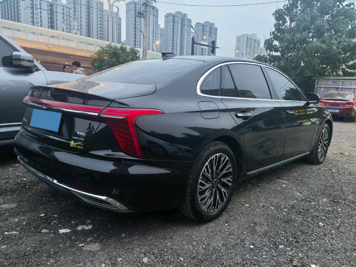 2025 HongQi H5 1.5T 169HP L4 1DHT Hybrid,autocango,china used car exporter,china ev exporter,chinese used car exporter,chinese used ev exporter