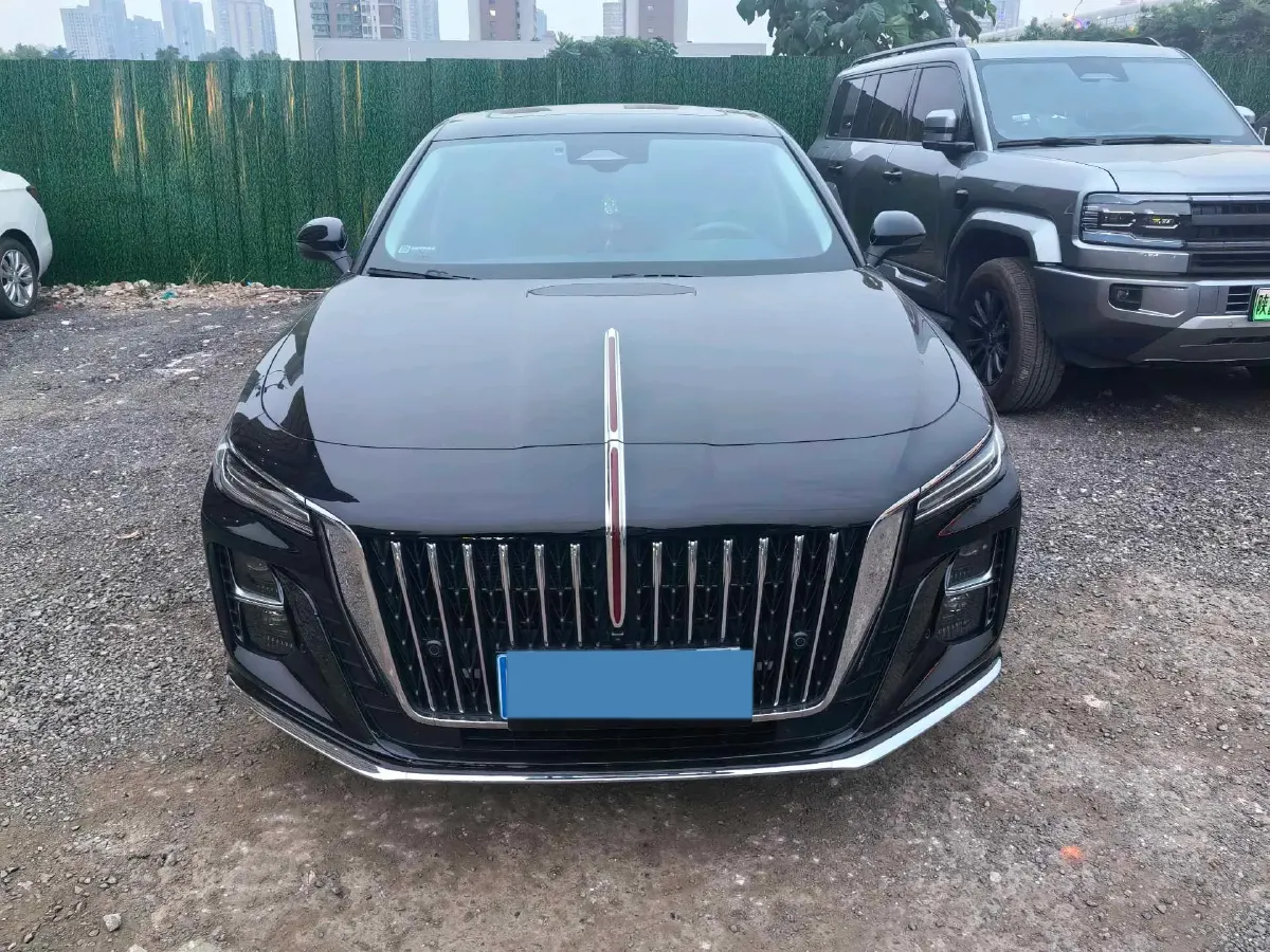 2025 HongQi H5 1.5T 169HP L4 1DHT Hybrid,autocango,china used car exporter,china ev exporter,chinese used car exporter,chinese used ev exporter