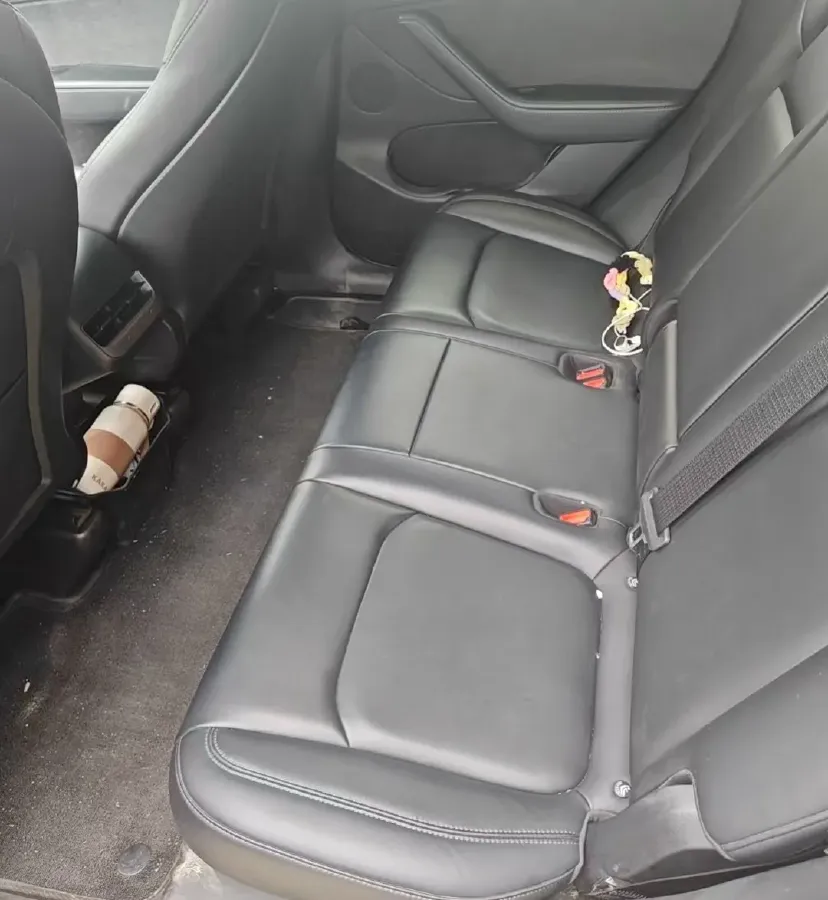 2022 Tesla Model Y BEV 60KWH,autocango,china used car exporter,china ev exporter,chinese used car exporter,chinese used ev exporter