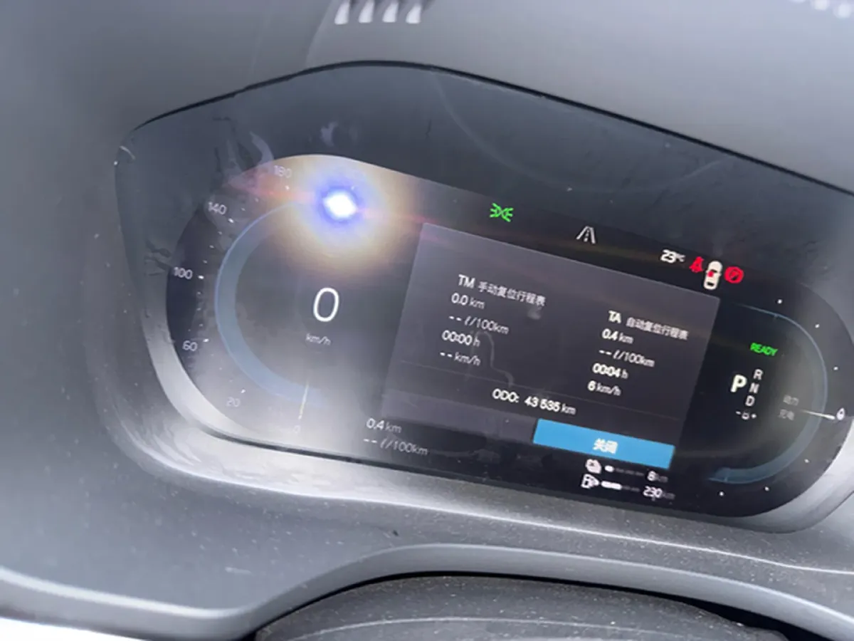 2023 Volvo XC60 PHEV 2.0T 310HP L4 8AT PHEV 18.8KWH,autocango,china used car exporter,china ev exporter,chinese used car exporter,chinese used ev exporter