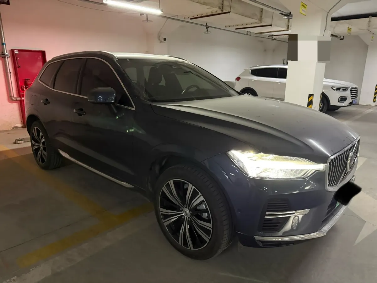 2023 Volvo XC60 PHEV 2.0T 310HP L4 8AT PHEV 18.8KWH,autocango,china used car exporter,china ev exporter,chinese used car exporter,chinese used ev exporter