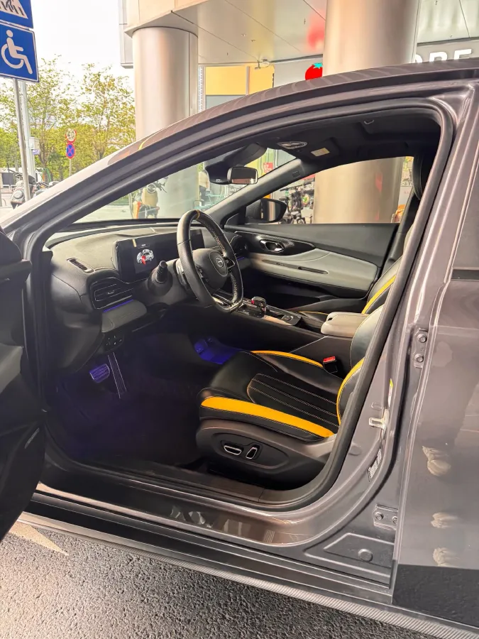 2021 GAC Trumpchi Empow 1.5T 177HP L4 7DCT,autocango,china used car exporter,china ev exporter,chinese used car exporter,chinese used ev exporter