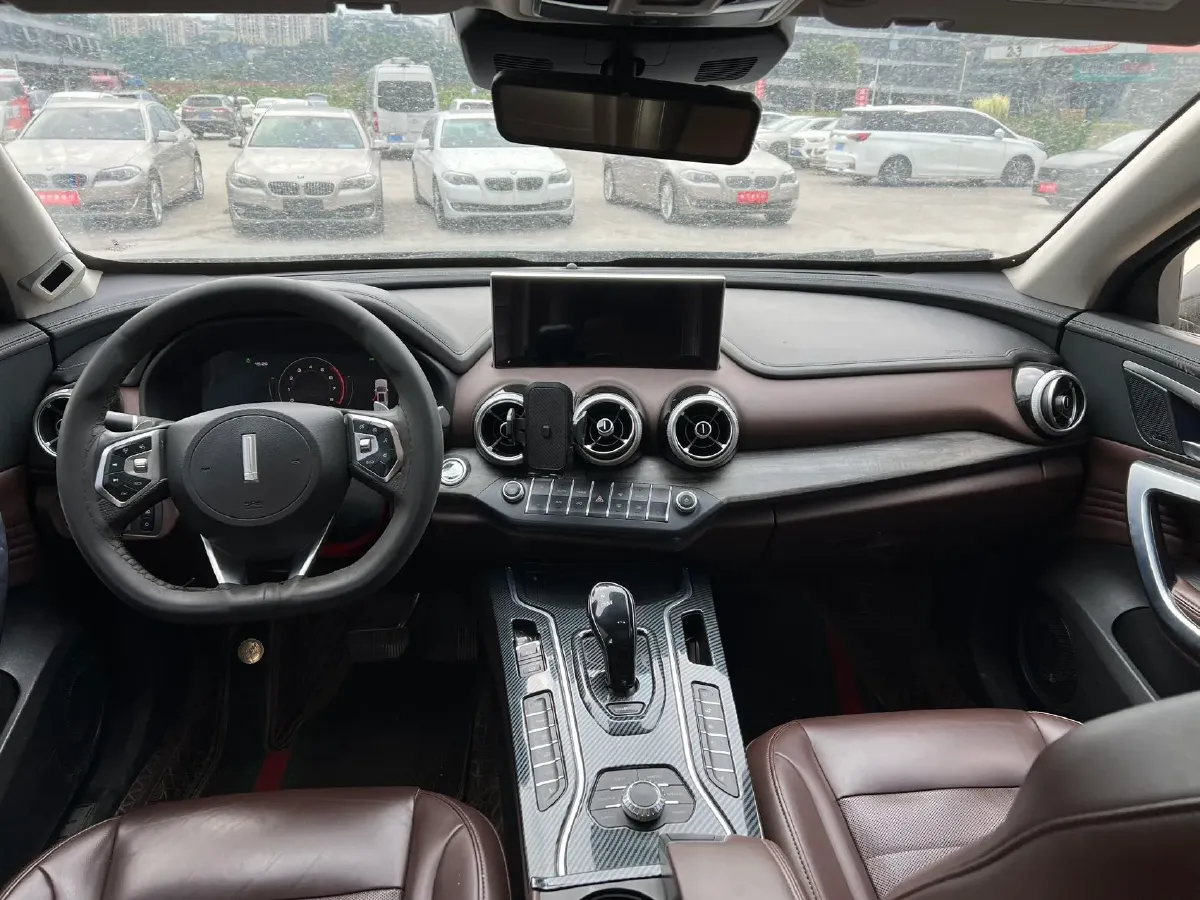2020 WEY VV7 2.0T 227HP L4 7DCT,autocango,china used car exporter,china ev exporter,chinese used car exporter,chinese used ev exporter