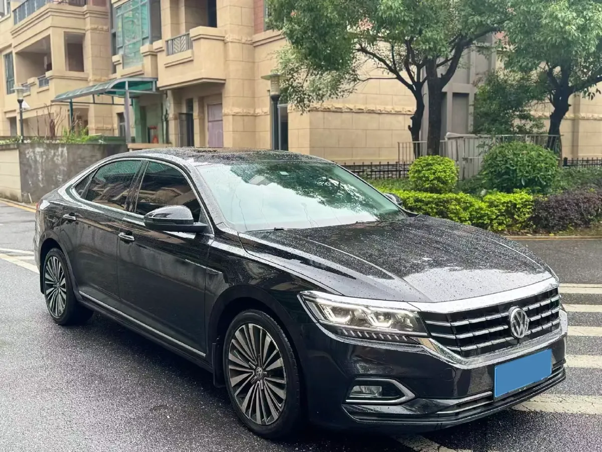 2019 Volvo V40 1.5T 152HP L4 6AT,autocango,china used car exporter,china ev exporter,chinese used car exporter,chinese used ev exporter