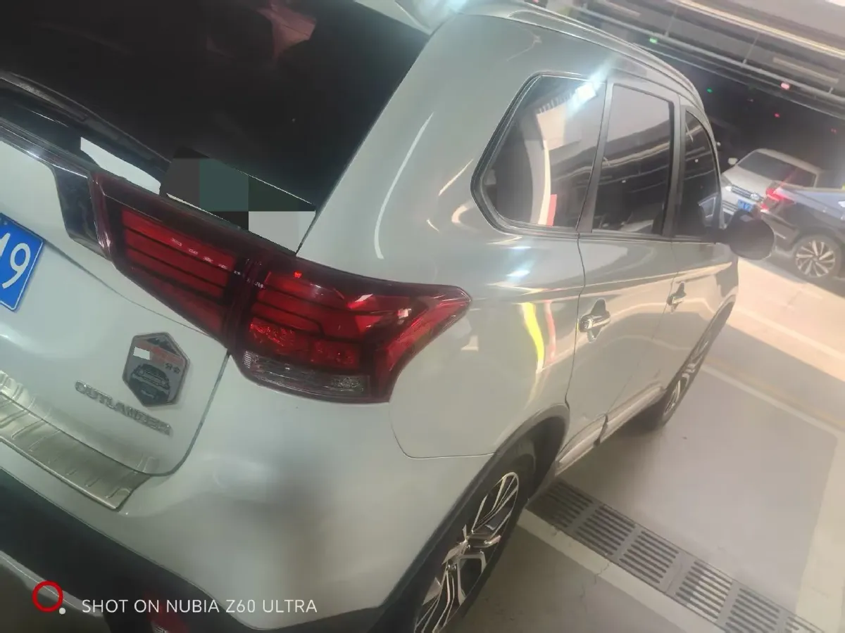 2018 Mitsubishi Outlander 2.0L 166HP L4 CVT,autocango,china used car exporter,china ev exporter,chinese used car exporter,chinese used ev exporter