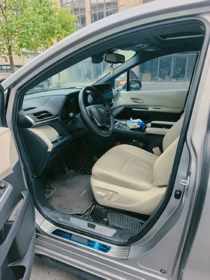 2021 Toyota Sienna 2.5L 192HP L4 E-CVT Hybrid,autocango,china used car exporter,china ev exporter,chinese used car exporter,chinese used ev exporter