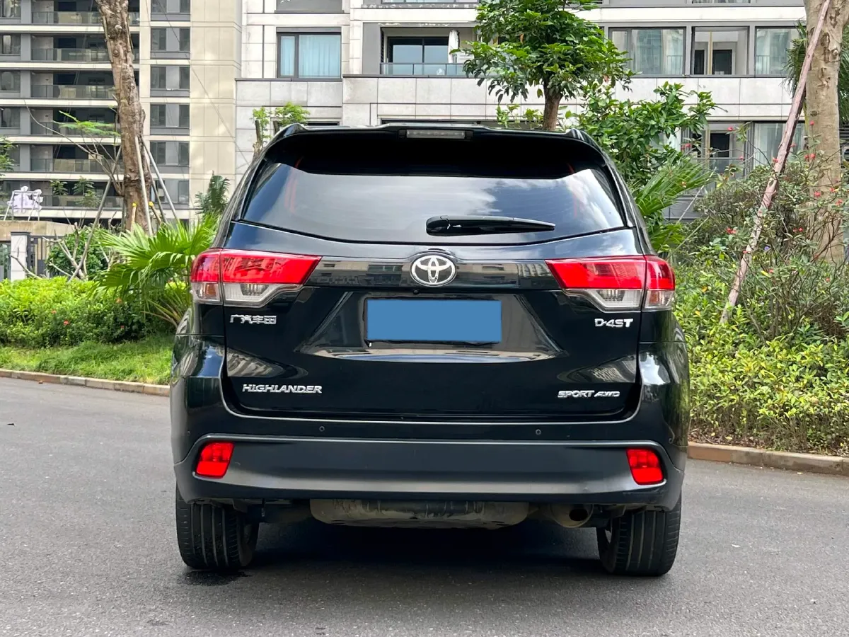 2019 HanTeng V7 1.5T 156HP L4 6AT,autocango,china used car exporter,china ev exporter,chinese used car exporter,chinese used ev exporter