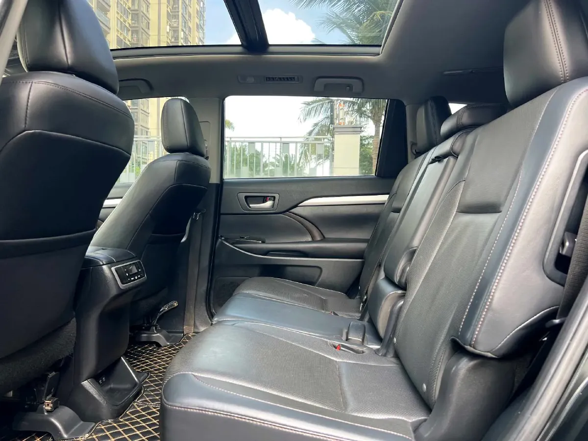 2019 HanTeng V7 1.5T 156HP L4 6AT,autocango,china used car exporter,china ev exporter,chinese used car exporter,chinese used ev exporter