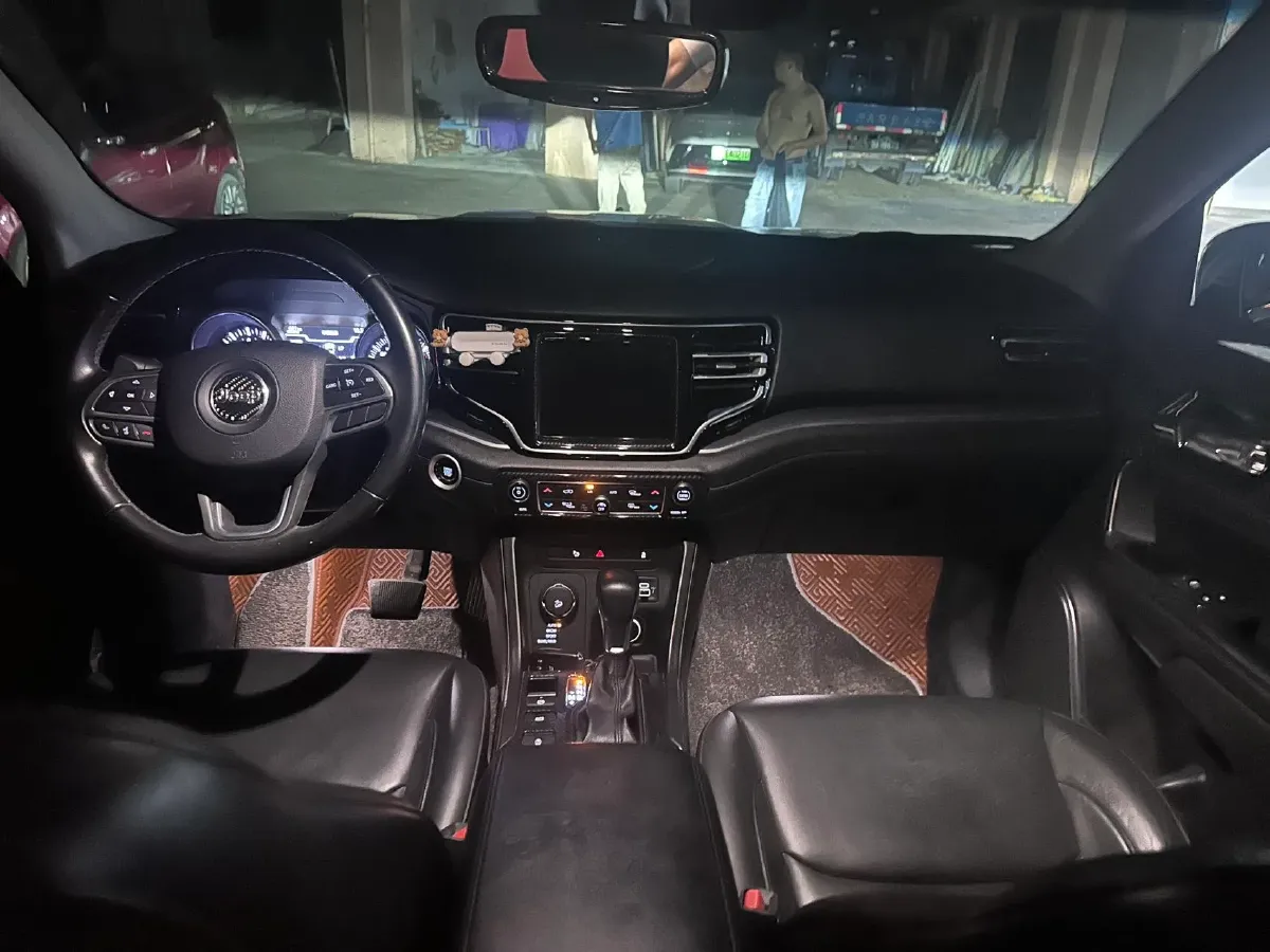 2018 Jeep Grand Commander 2.0T 265HP L4 9AT,autocango,china used car exporter,china ev exporter,chinese used car exporter,chinese used ev exporter