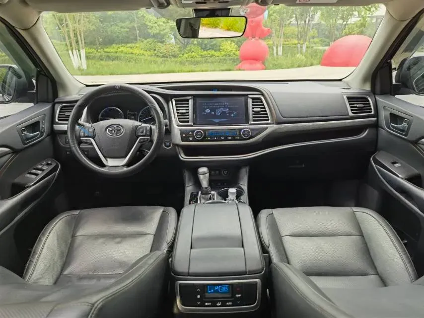2018 Toyota Highlander 2.0T 220HP L4 6AT,autocango,china used car exporter,china ev exporter,chinese used car exporter,chinese used ev exporter
