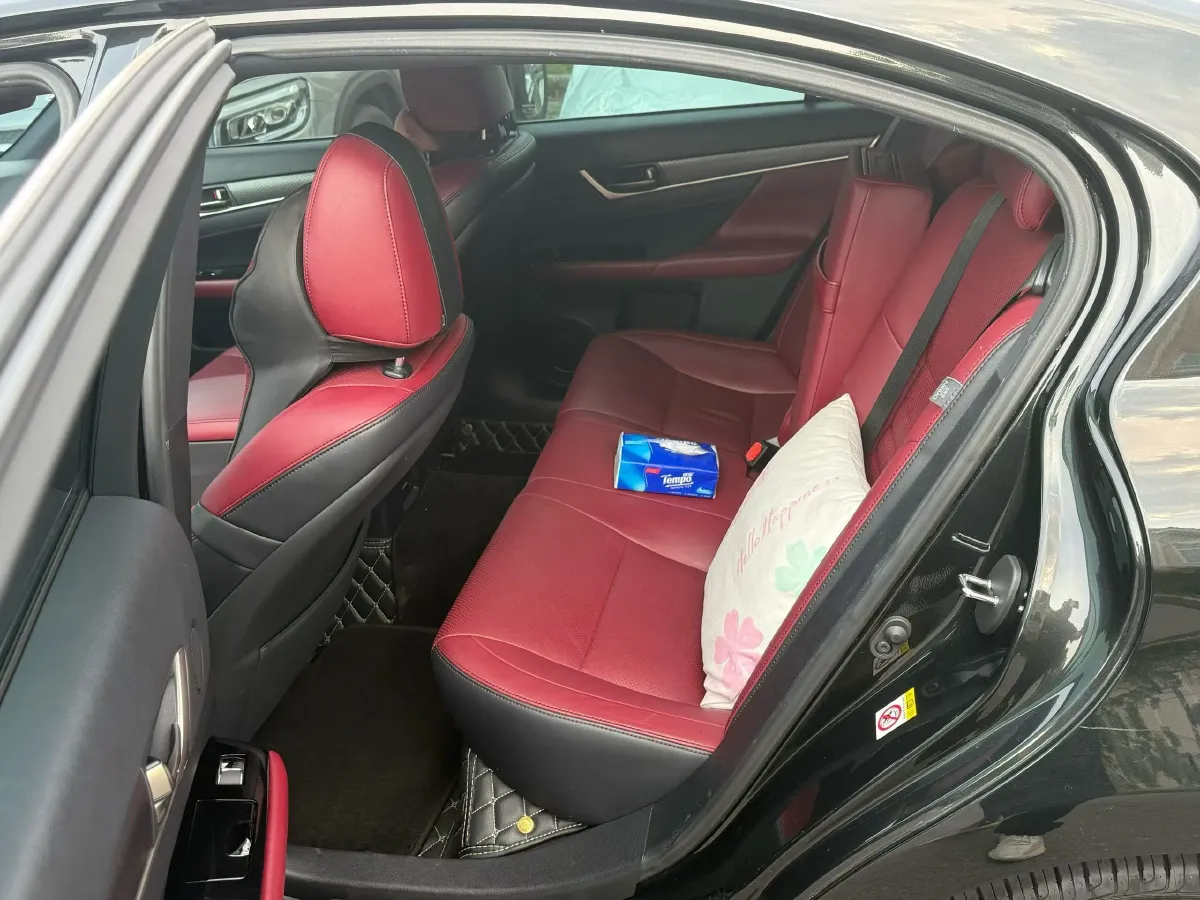 2017 Lexus GS 2.0T 245HP L4 8AT,autocango,china used car exporter,china ev exporter,chinese used car exporter,chinese used ev exporter