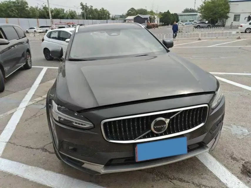 2022 Volvo V90 2.0T 250HP L4 8AT,autocango,china used car exporter,china ev exporter,chinese used car exporter,chinese used ev exporter