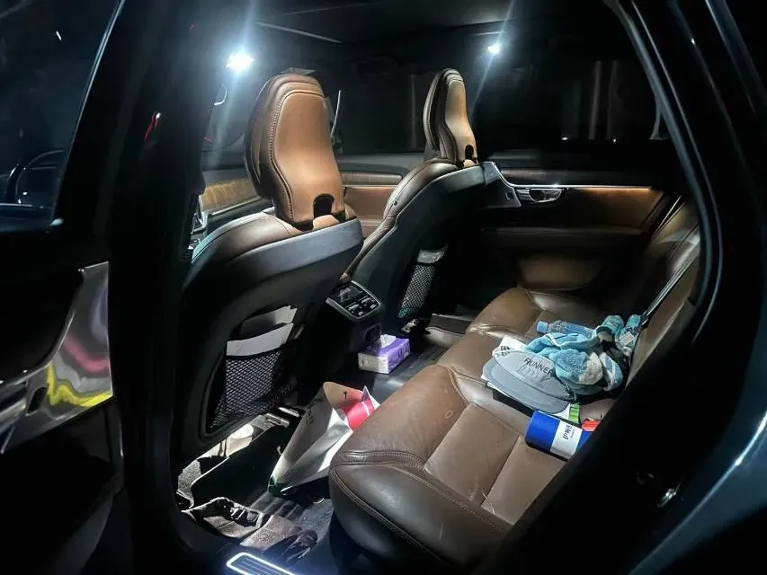 2022 Volvo V90 2.0T 250HP L4 8AT,autocango,china used car exporter,china ev exporter,chinese used car exporter,chinese used ev exporter