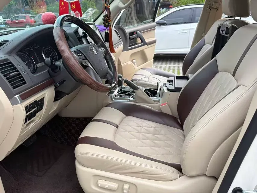 2019 Chevrolet Trax 1.0T 125HP L3 6AT,autocango,china used car exporter,china ev exporter,chinese used car exporter,chinese used ev exporter