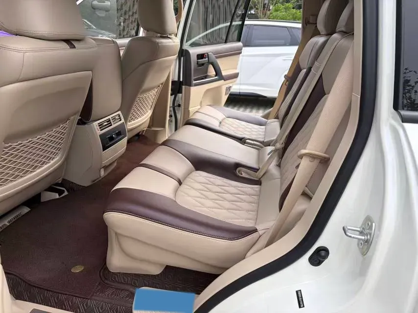 2019 Chevrolet Trax 1.0T 125HP L3 6AT,autocango,china used car exporter,china ev exporter,chinese used car exporter,chinese used ev exporter