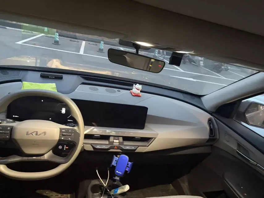 2024 Kia EV5 BEV 64.2KWH,autocango,china used car exporter,china ev exporter,chinese used car exporter,chinese used ev exporter