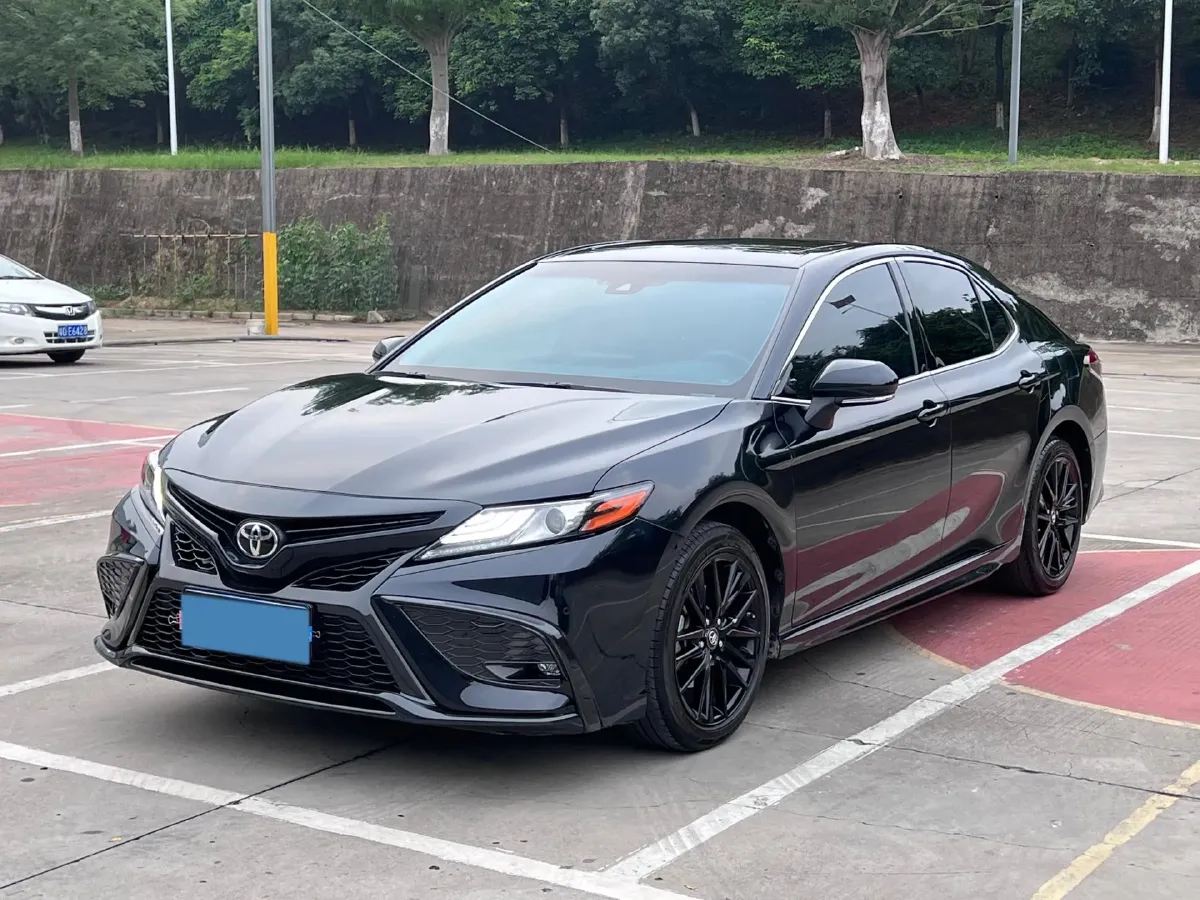 2023 Toyota Camry 2.0L 177HP L4 CVT,autocango,china used car exporter,china ev exporter,chinese used car exporter,chinese used ev exporter