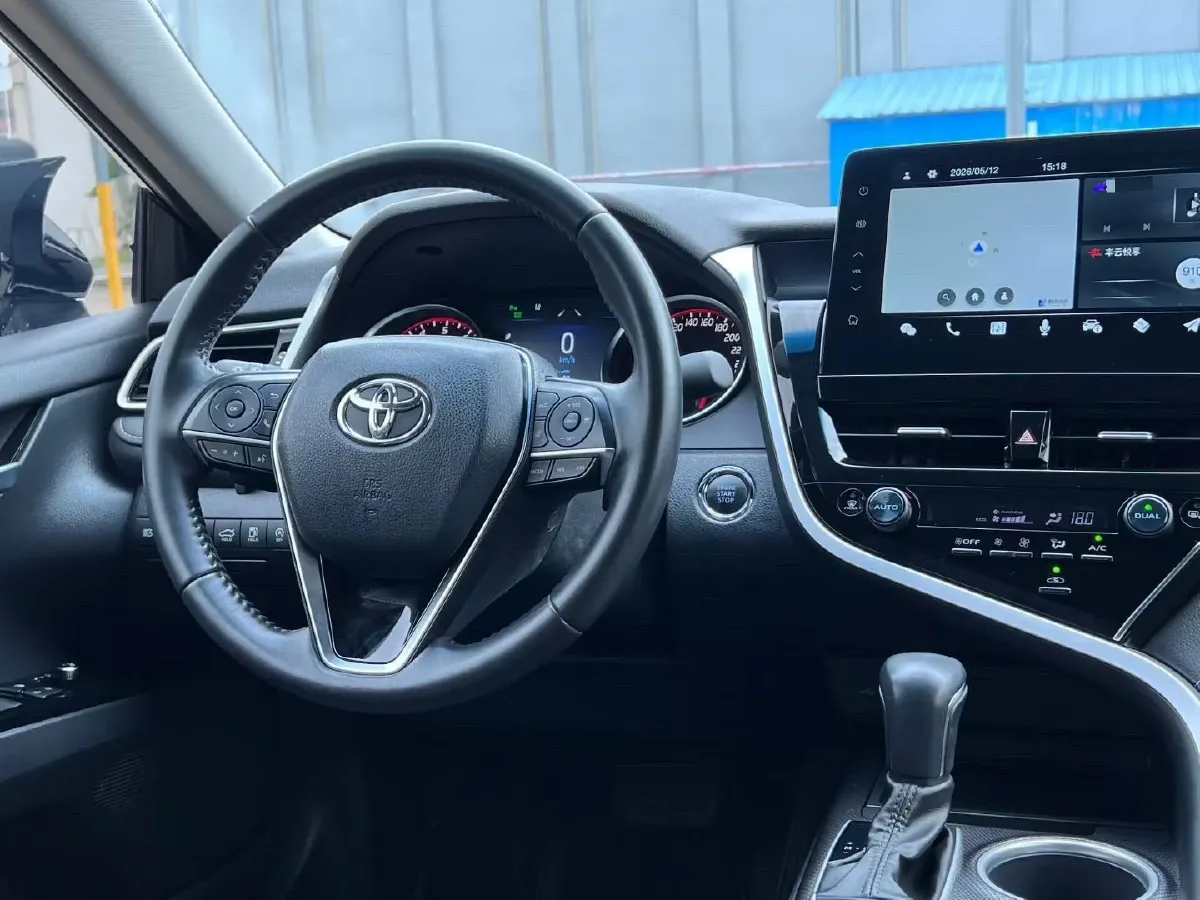2023 Toyota Camry 2.0L 177HP L4 CVT,autocango,china used car exporter,china ev exporter,chinese used car exporter,chinese used ev exporter