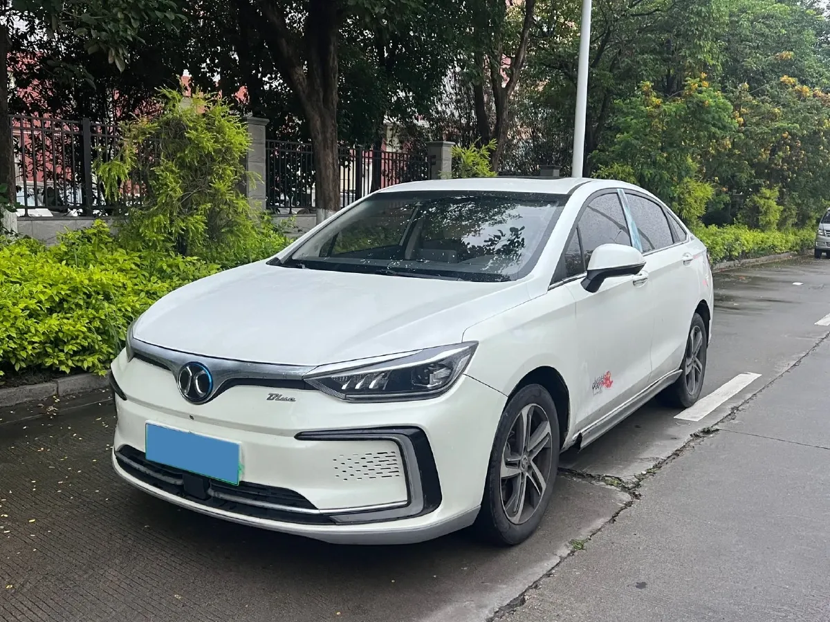 2018 BeiJing Auto EU5 BEV 53.66KWH,autocango,china used car exporter,china ev exporter,chinese used car exporter,chinese used ev exporter