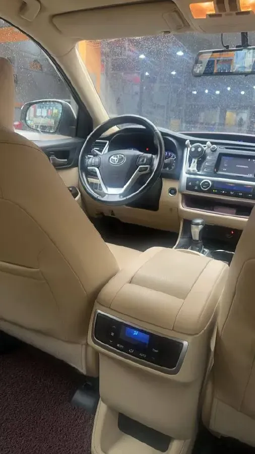 2017 Toyota Highlander 2.0T 220HP L4 6AT,autocango,china used car exporter,china ev exporter,chinese used car exporter,chinese used ev exporter