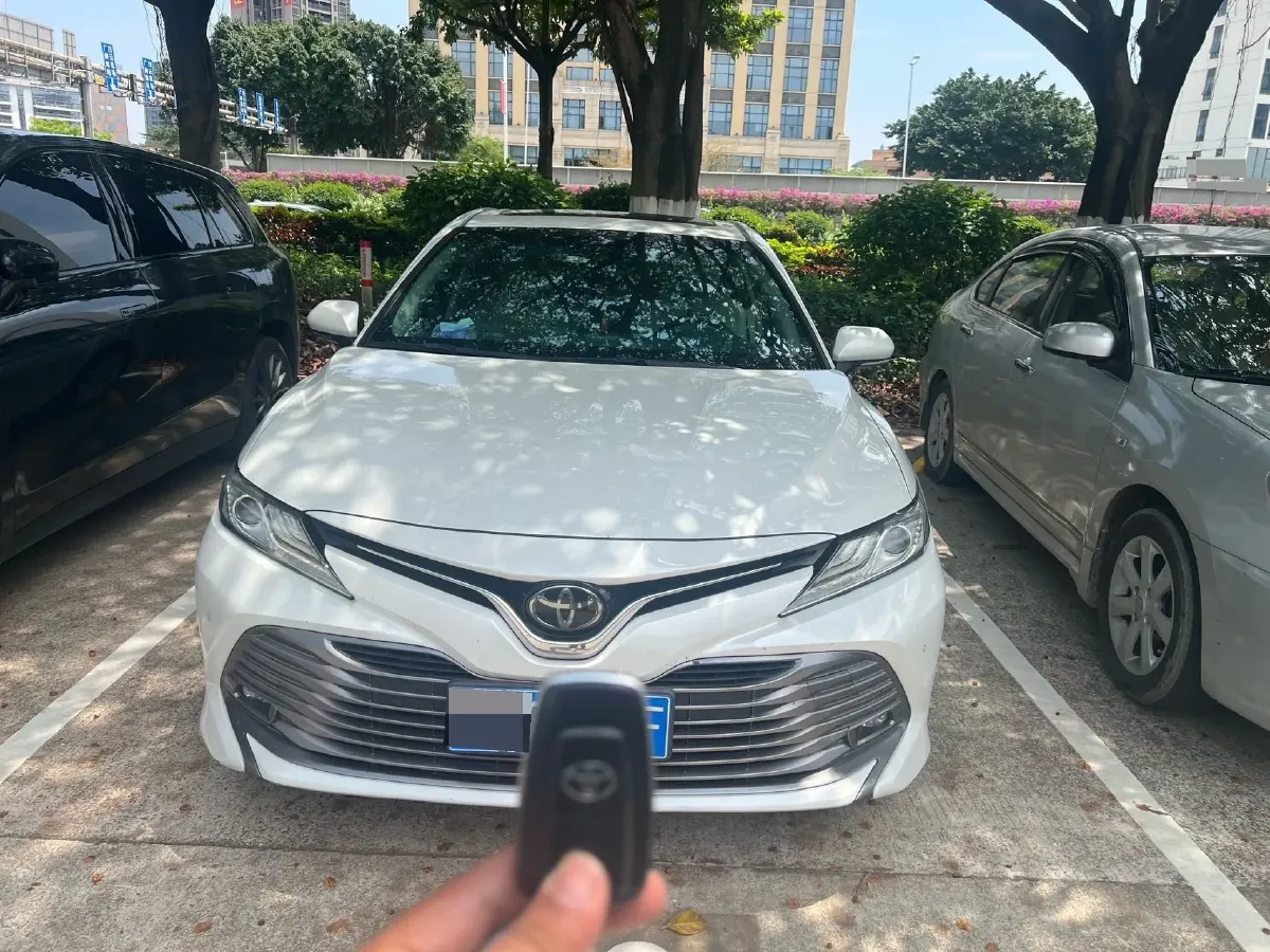2019 Toyota Camry 2.0L 178HP L4 CVT,autocango,china used car exporter,china ev exporter,chinese used car exporter,chinese used ev exporter