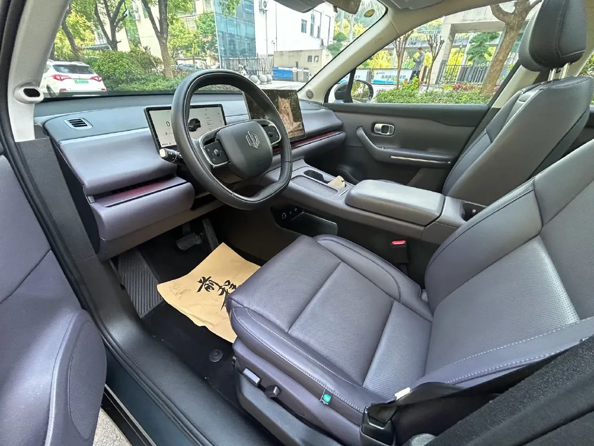 2024 Leapmotor C10 1.5L 95HP L4 REEV 28.4KWH,autocango,china used car exporter,china ev exporter,chinese used car exporter,chinese used ev exporter