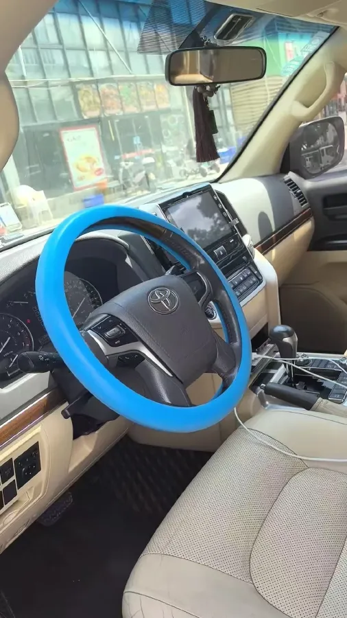 2015 Toyota Land Cruiser 4.0L 275HP V6 5AT,autocango,china used car exporter,china ev exporter,chinese used car exporter,chinese used ev exporter