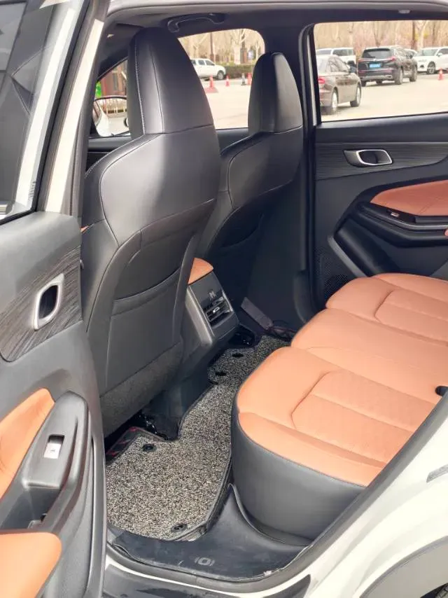 2023 Venucia VX6 BEV 62KWH,autocango,china used car exporter,china ev exporter,chinese used car exporter,chinese used ev exporter