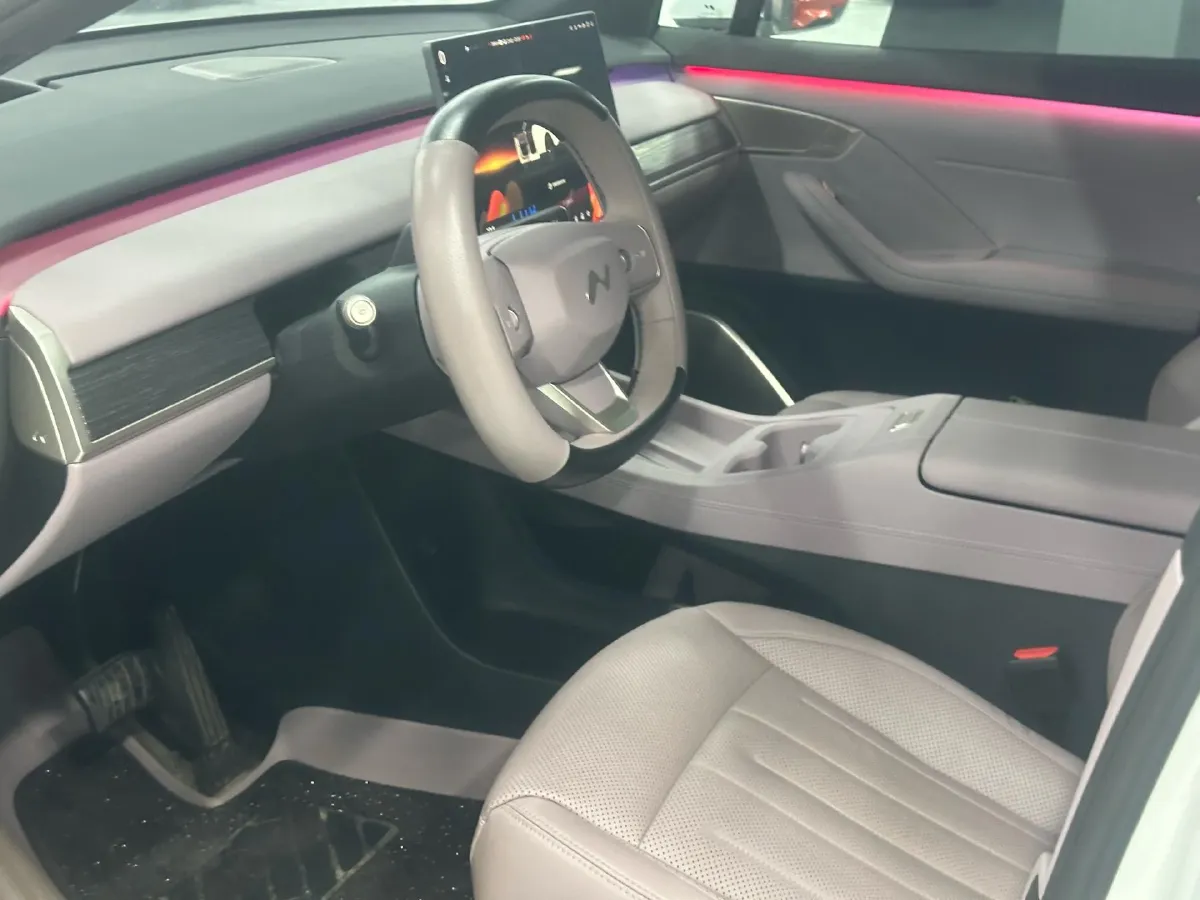2024 ONVO L60 BEV 60KWH,autocango,china used car exporter,china ev exporter,chinese used car exporter,chinese used ev exporter