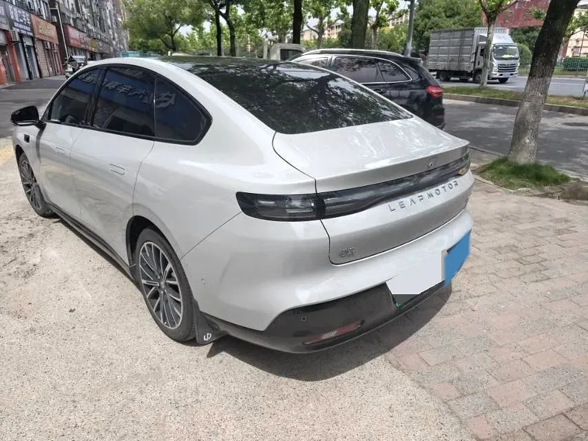 2025 Leapmotor B01 BEV,autocango,china used car exporter,china ev exporter,chinese used car exporter,chinese used ev exporter