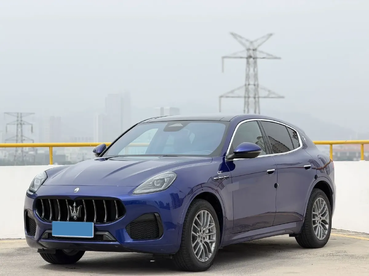 2023 Maserati Grecale 2.0T 300HP L4 8AT,autocango,china used car exporter,china ev exporter,chinese used car exporter,chinese used ev exporter